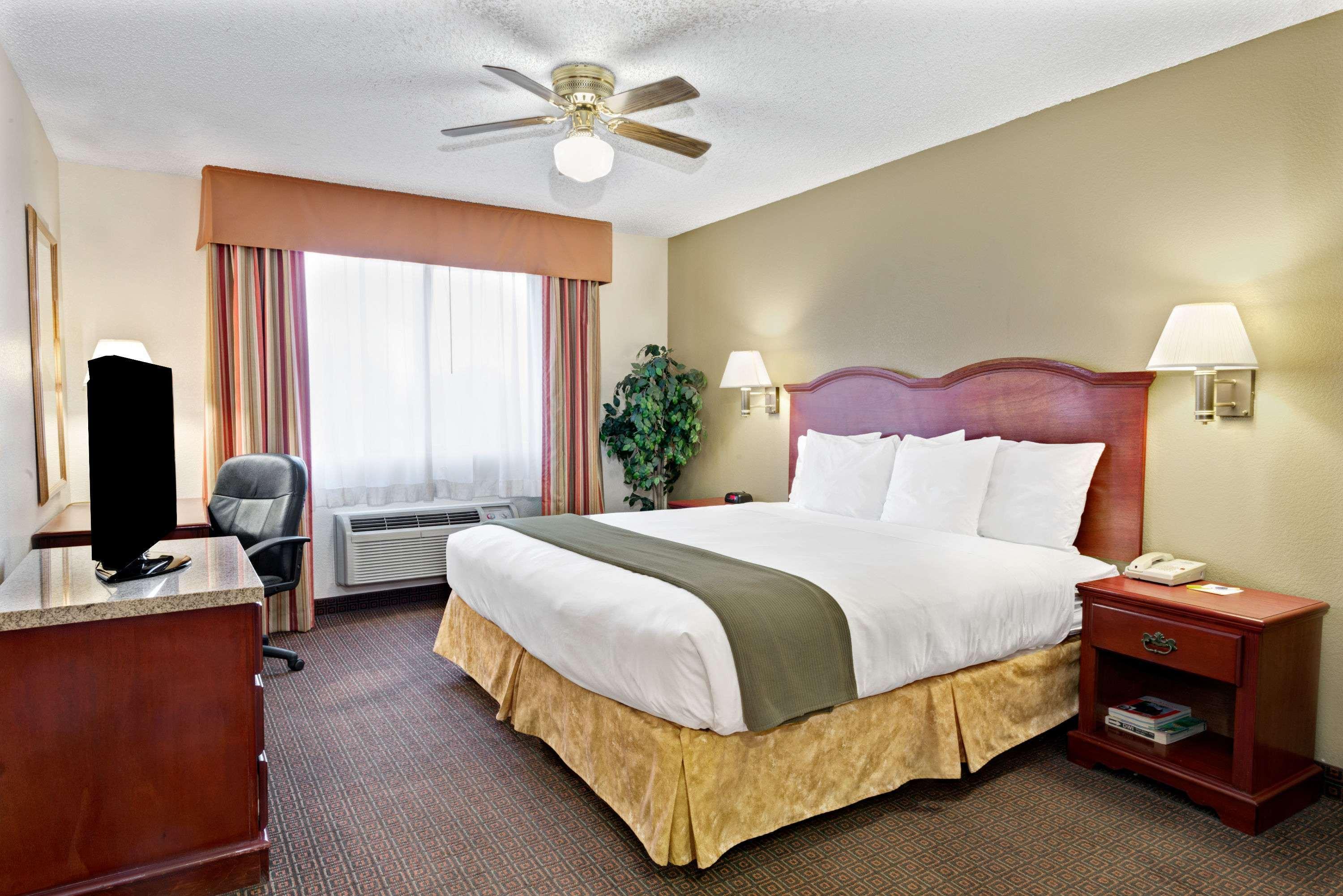 Days Inn By Wyndham Bernalillo Dış mekan fotoğraf