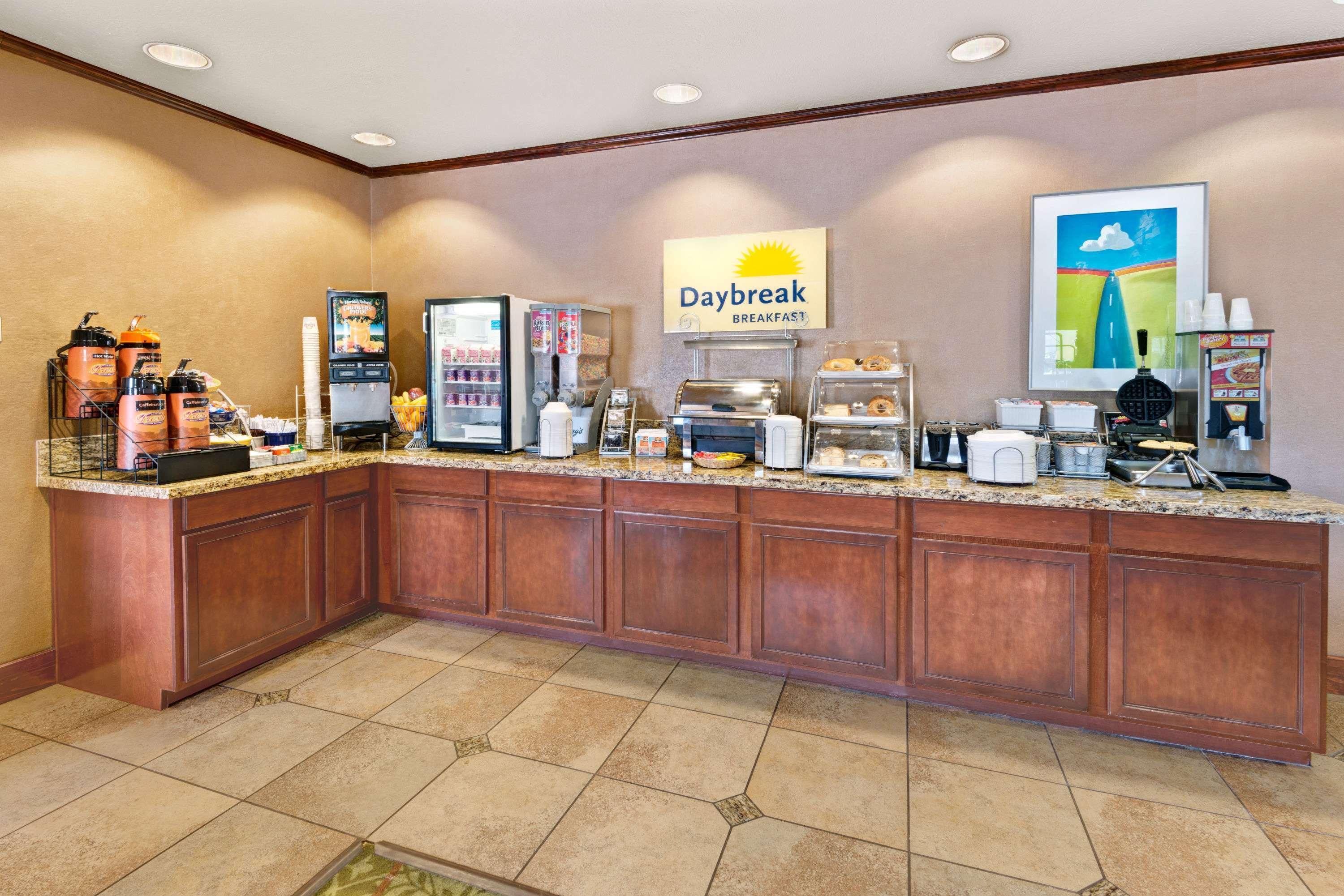 Days Inn By Wyndham Bernalillo Dış mekan fotoğraf